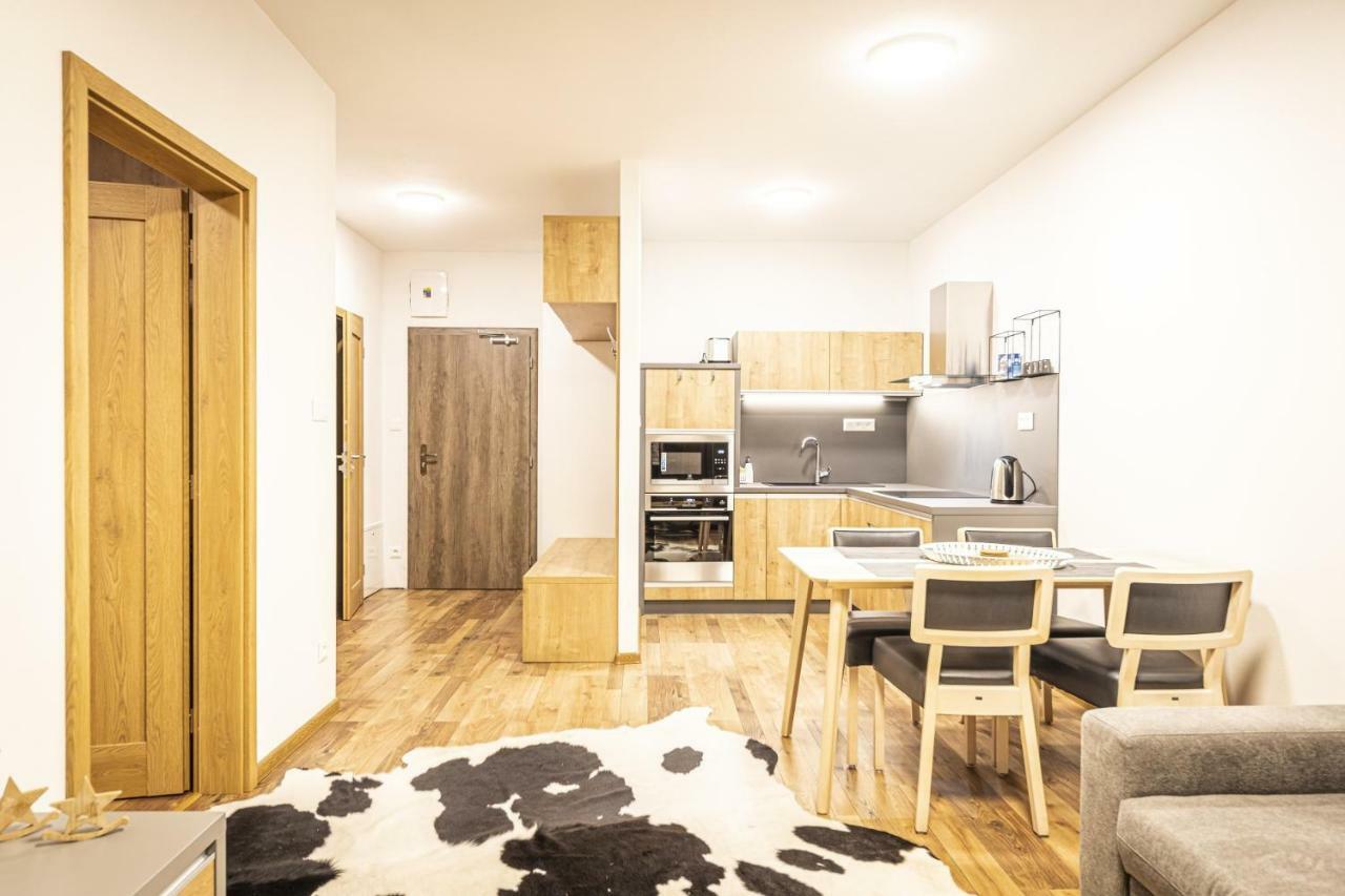 Apartmanovy Dom Poludnica - Chopok Juh Tale Exterior photo