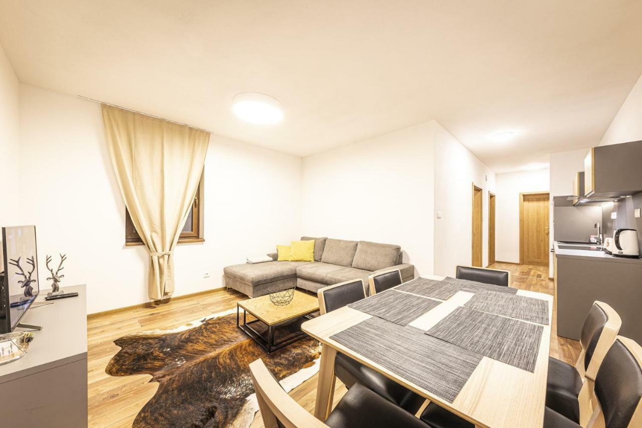Apartmanovy Dom Poludnica - Chopok Juh Tale Exterior photo