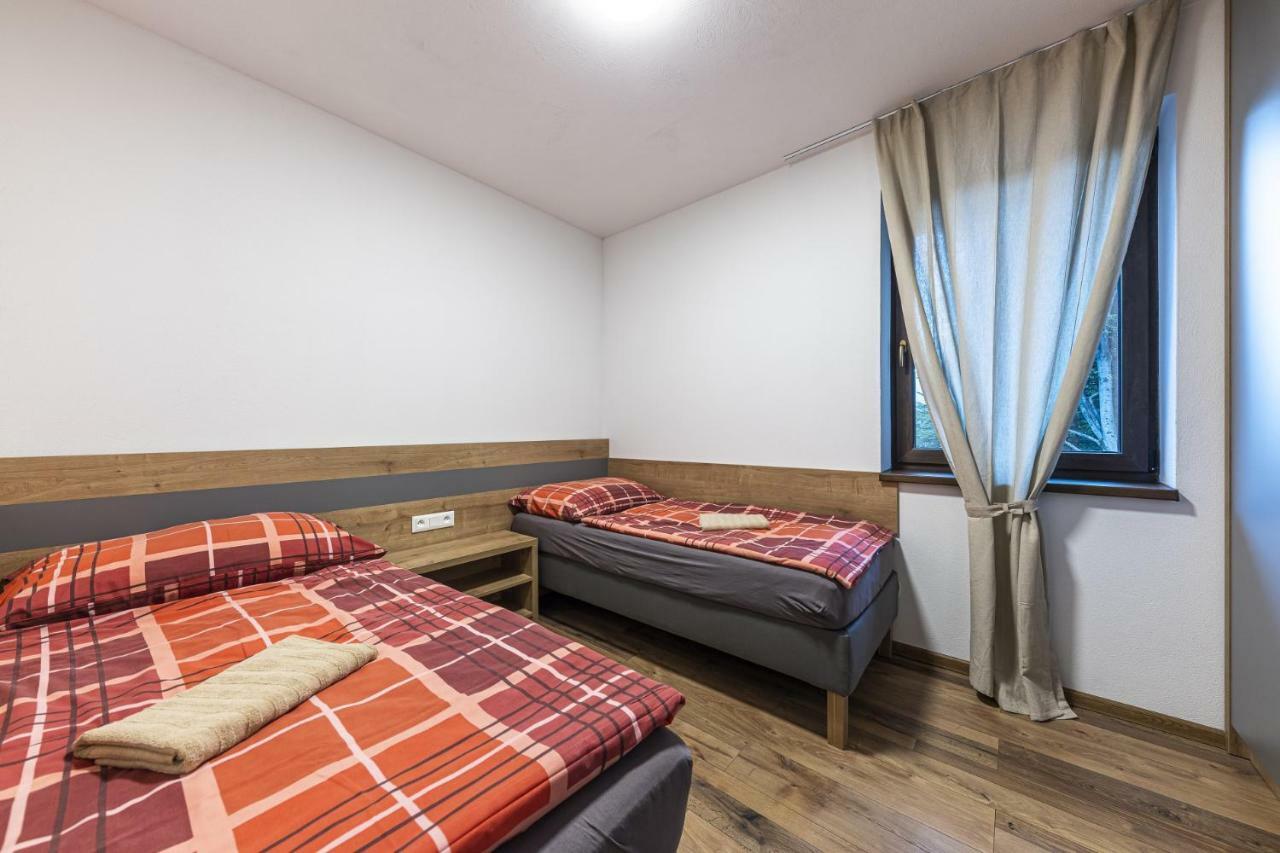 Apartmanovy Dom Poludnica - Chopok Juh Tale Exterior photo
